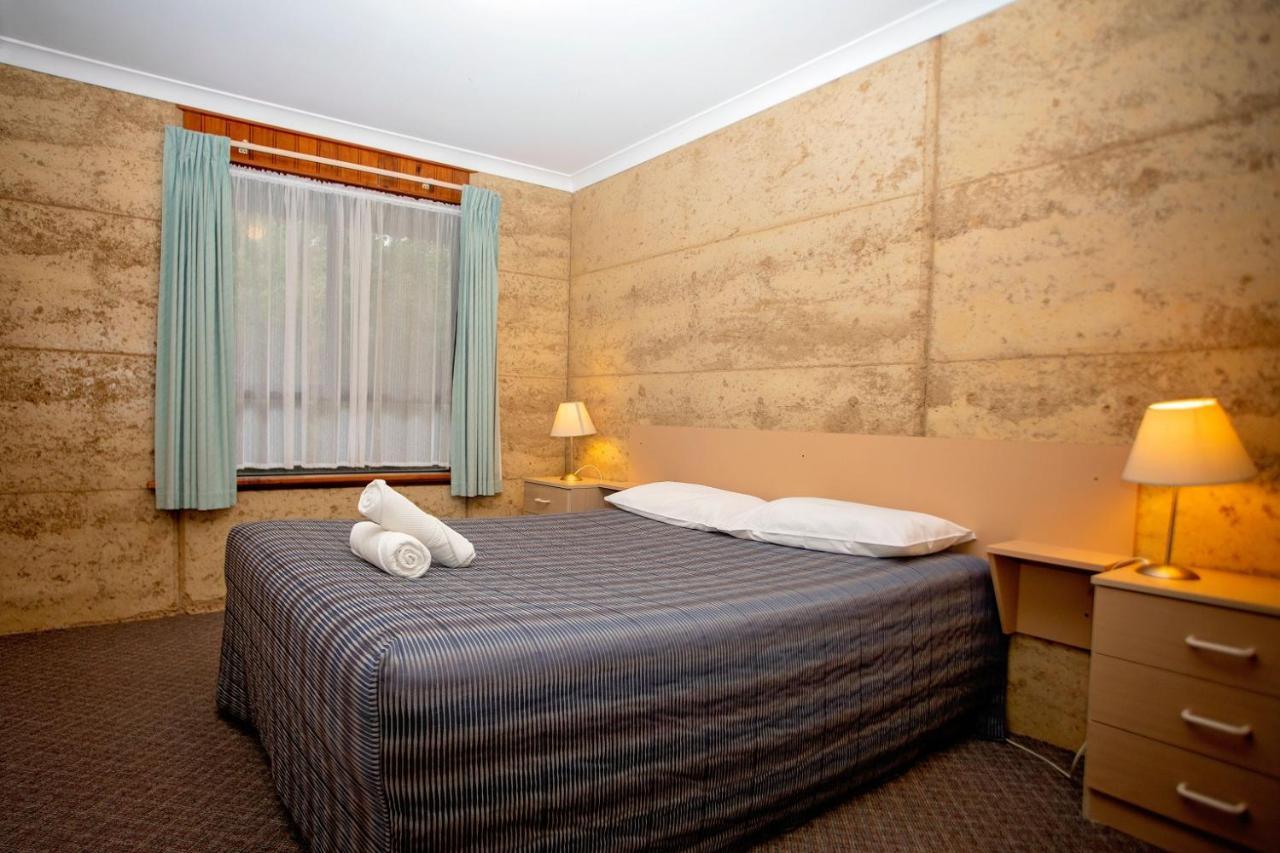 Hopetoun Motel & Chalet Village Exterior photo