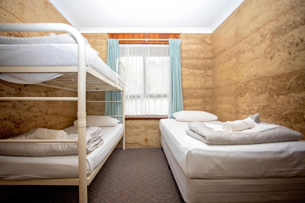 Hopetoun Motel & Chalet Village Exterior photo