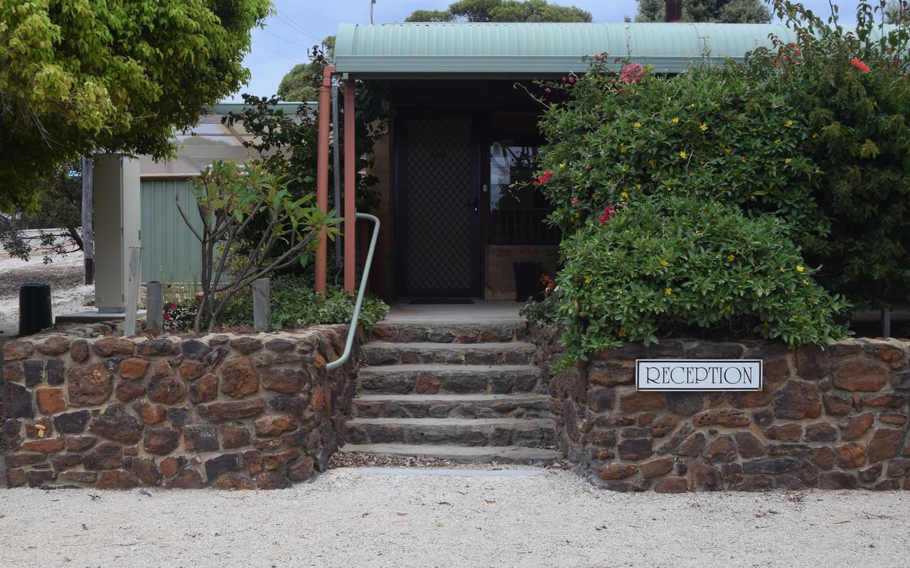 Hopetoun Motel & Chalet Village Exterior photo